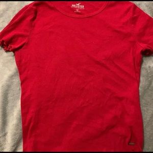 red hollister shirt